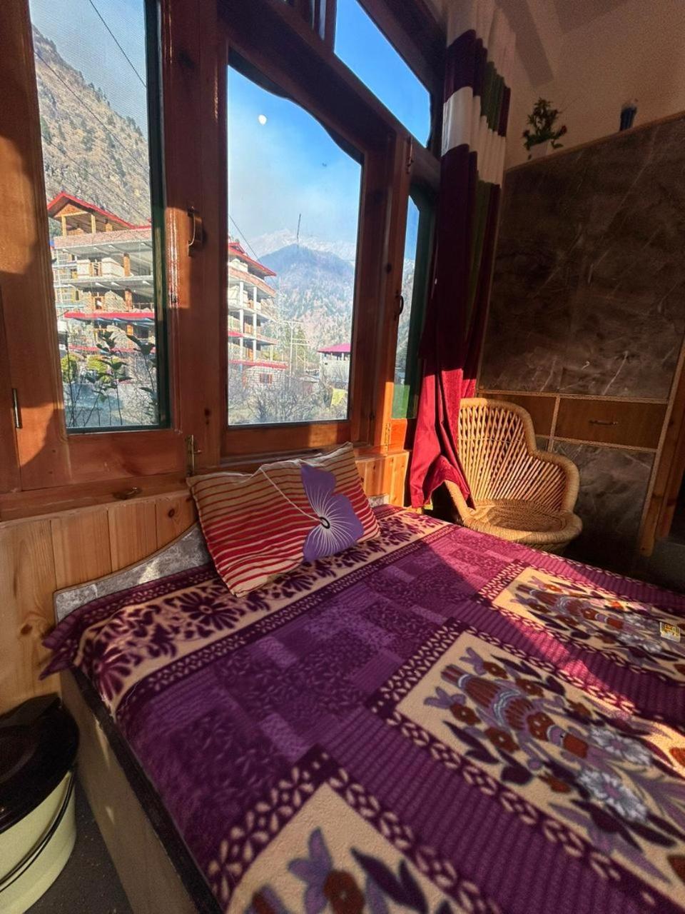 קאסול Snow View Guest House מראה חיצוני תמונה