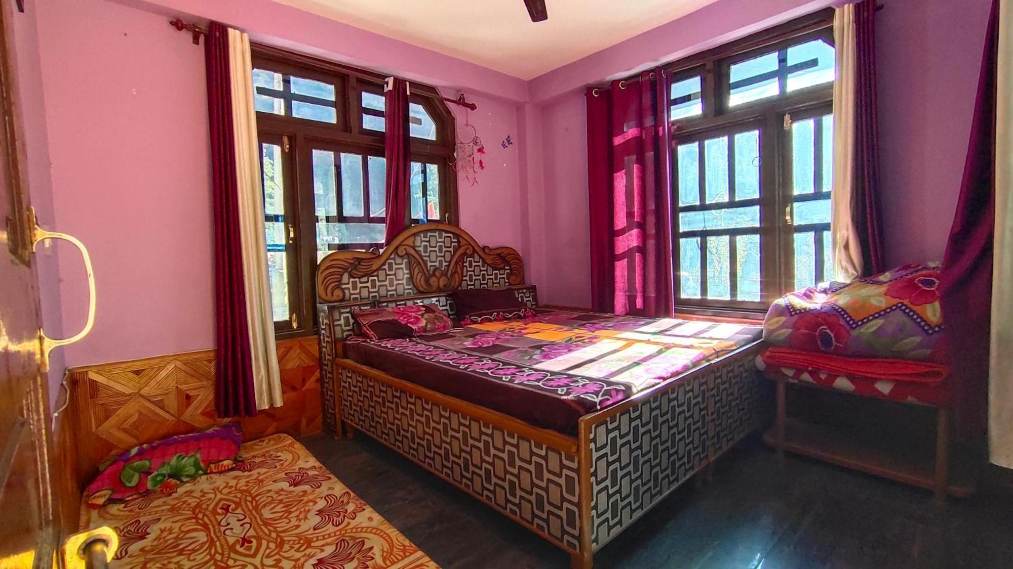 קאסול Snow View Guest House חדר תמונה